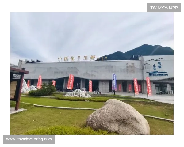 石台站冠军车手盛赞赛道：秋浦河畔烟雨徽州意境独特