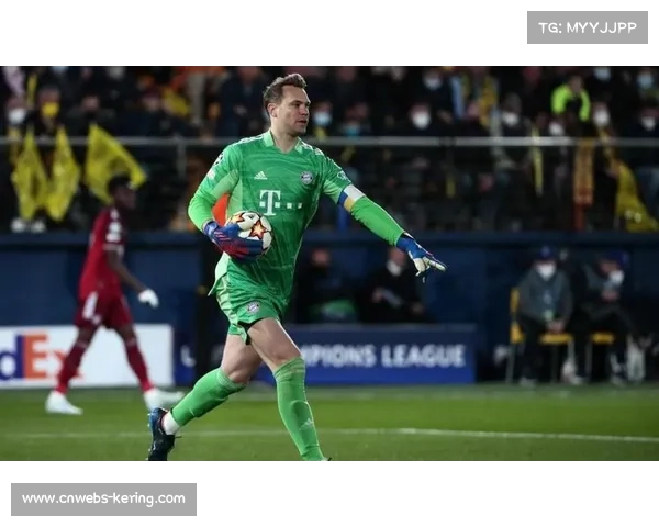 诺伊尔扑出单刀,拜仁门神力保球门不失 诺伊尔扑出单刀,拜仁门神力保球门不失